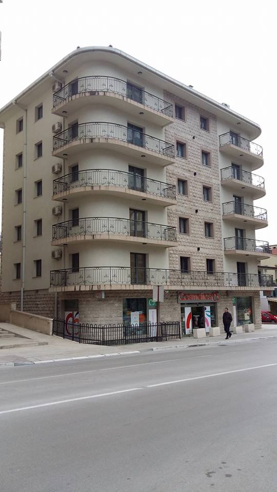 Poslovno-stambeni objekta P+5 u Budvi